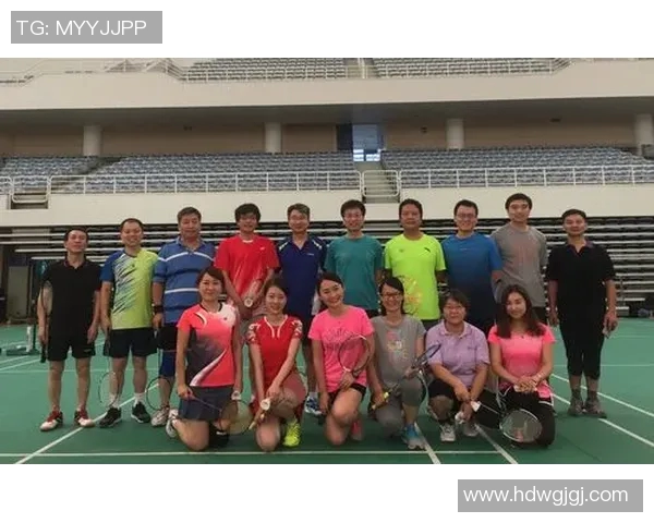 赛后分析:上海羽毛球队与西安羽毛球队的战术灵活性对比探讨 赛后分析:上海羽毛球队与西安羽毛球队的战术灵活性对比探讨