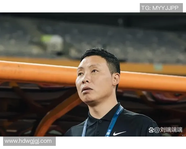 深圳羽毛球队以77分稳居联赛积分榜首位展现强劲实力 深圳羽毛球队以77分稳居联赛积分榜首位展现强劲实力