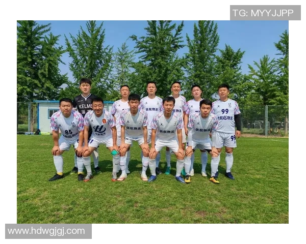 足球明星如何通过个人魅力与社会责任提升全球影响力与品牌价值