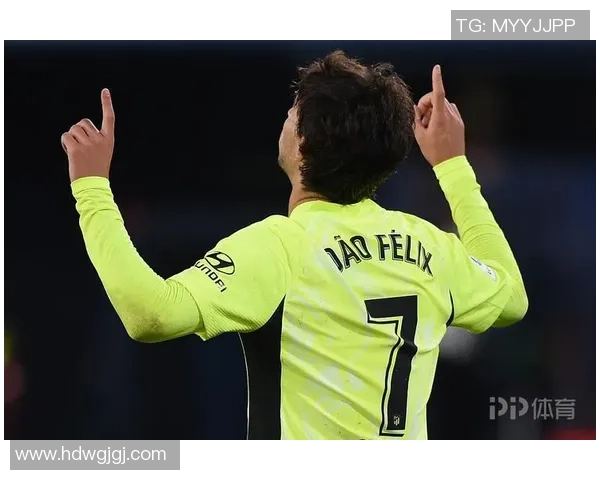 学生头像男足球明星的魅力与梦想如何激励年轻一代追逐体育梦想